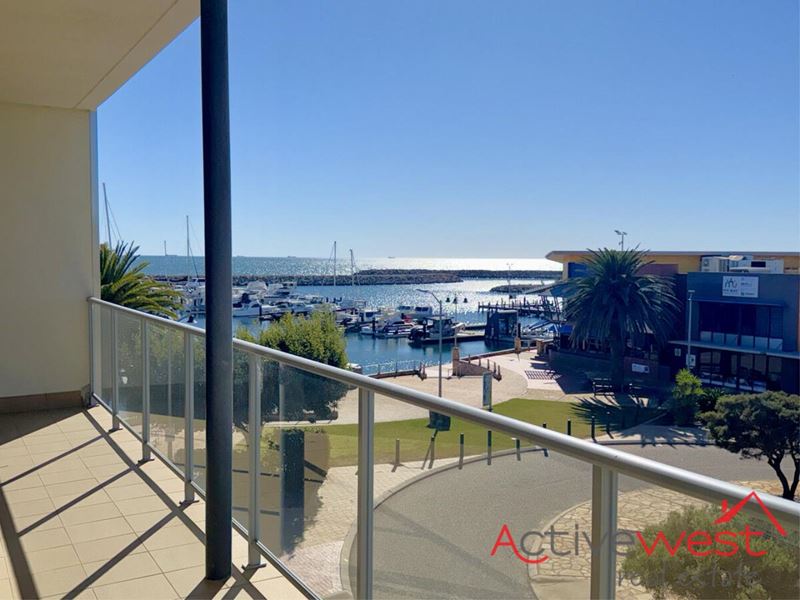 4/285 Foreshore Drive, Geraldton WA 6530