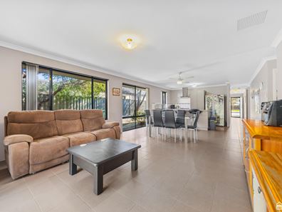 46 Pleasant Avenue, Piara Waters WA 6112