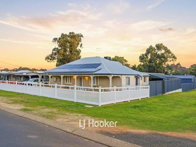 23 Moira Road, Collie WA 6225