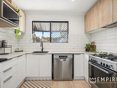 21 Fenton Way, Hamilton Hill WA 6163