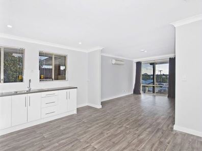33 Tristram Gardens, Parmelia WA 6167