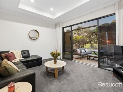 21 Lindisfarne Way, Balcatta WA 6021