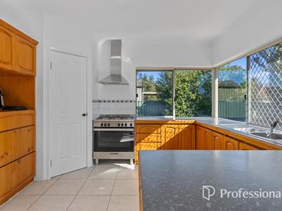 15 Fawell Street, Midland WA 6056