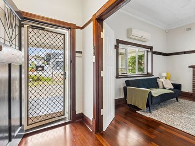 126 Guildford Road, Maylands WA 6051