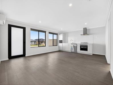 9A Coolup Street, Dawesville WA 6211