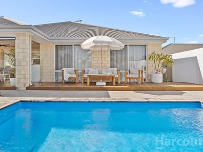 90 Hurlingham Loop, Meadow Springs WA 6210