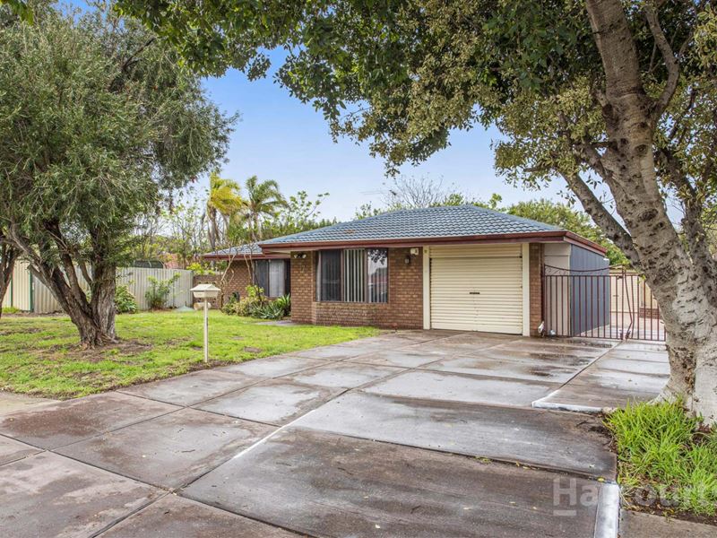 12 Waterton Way, Cooloongup WA 6168