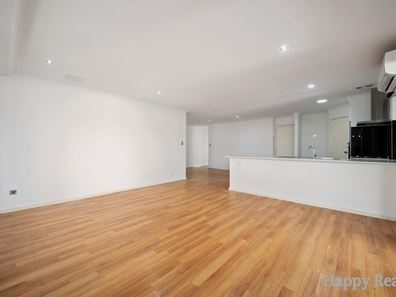 21 Amherst Road, Canning Vale WA 6155