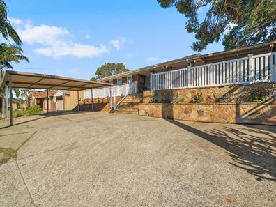 11 Barranduna Drive, Mount Nasura WA 6112