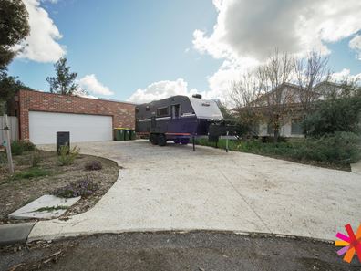 21 Flinlay Court, Rivervale WA 6103