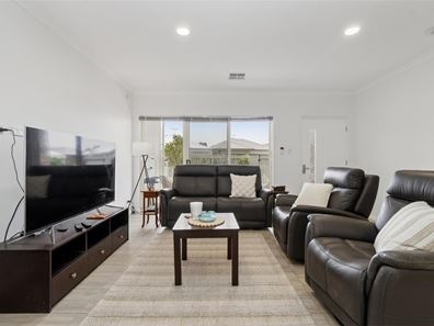 44 Crail Lane, Gnangara WA 6077