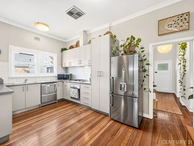 109A Raleigh Street, Carlisle WA 6101
