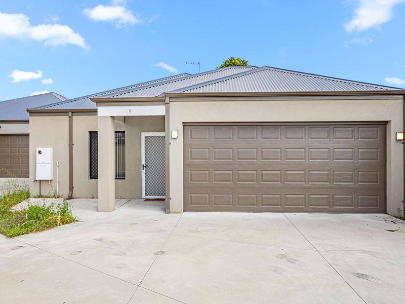 8C Stanmore Ct, Lynwood WA 6147