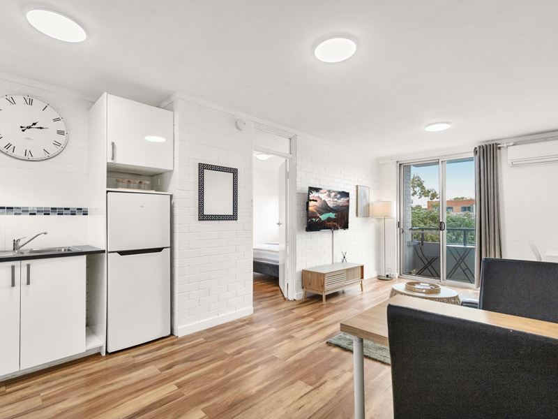 303/23 Adelaide Street, Fremantle WA 6160
