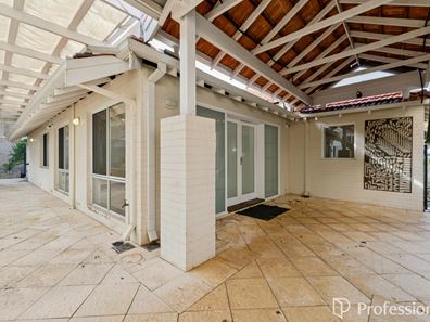 14 Baldwin Avenue, Mount Pleasant WA 6153