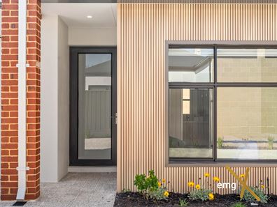 2/53 Davilak Ave, Hamilton Hill WA 6163