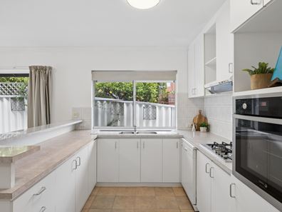 2/91 McMaster Street, Victoria Park WA 6100