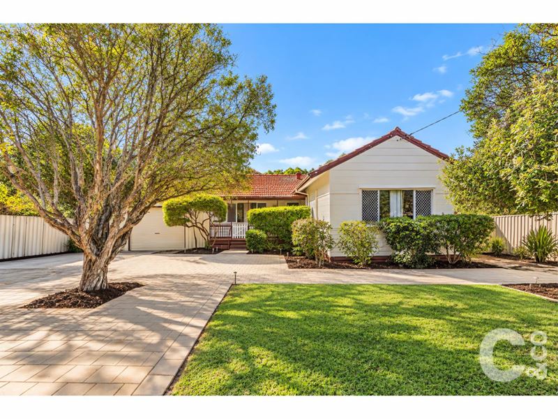 8 Munday Way, Medina WA 6167