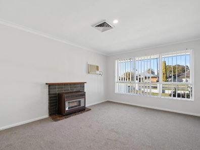 22 Dumsdale Drive, Forrestdale WA 6112