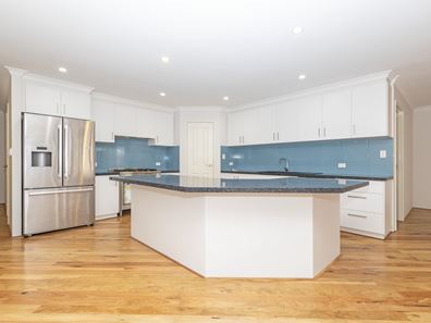 14 Pethick Loop, Green Head WA 6514