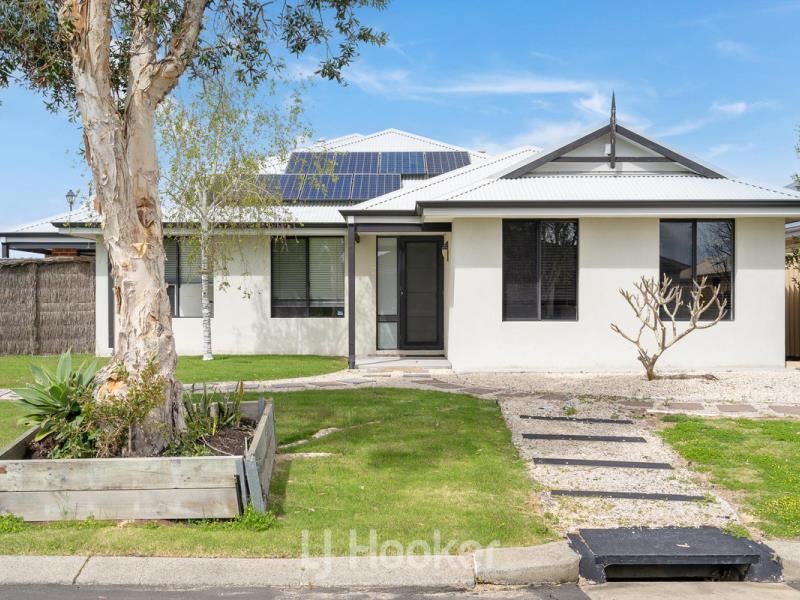 36 Provincia Parade, Yalyalup WA 6280