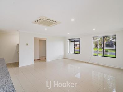 36 Provincia Parade, Yalyalup WA 6280