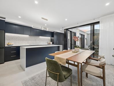 9 Surf Lane, North Coogee WA 6163