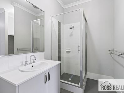 22 Cheyne Way, Caversham WA 6055