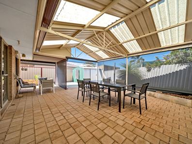 6A Crawley Grove, Heathridge WA 6027