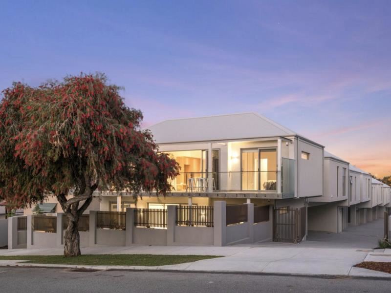 10/122 Kimberley Street, West Leederville WA 6007