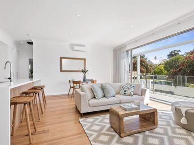 10/122 Kimberley Street, West Leederville WA 6007
