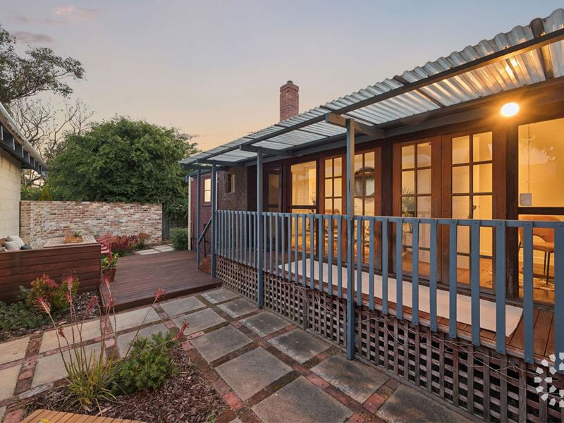 51 Snook Crescent, Hilton WA 6163