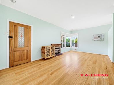 38 Middleton Street, Cloverdale WA 6105