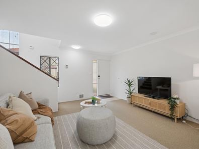 10/11 Gochean Avenue, Bentley WA 6102