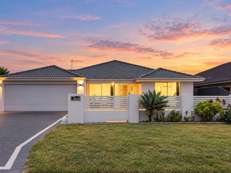19 Curacoa Way, Byford WA 6122