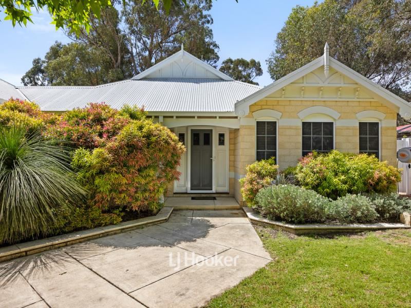 17 Hornibrook Road, Dalyellup WA 6230