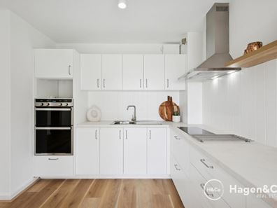 1/306 West Coast Highway, Scarborough WA 6019