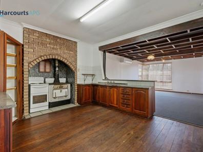 6 Mary Street, Collie WA 6225