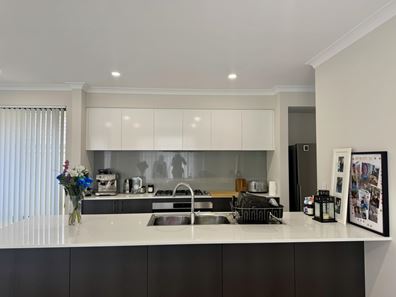 12 Canberra Avenue, Landsdale WA 6065