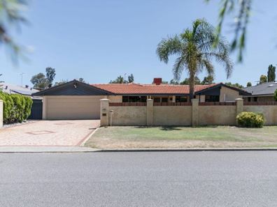 4 Shea Grove, Leeming WA 6149