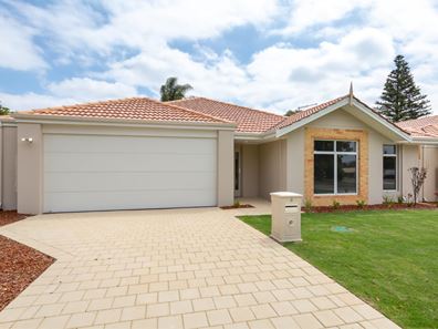 6 Jimmons Way, Thornlie WA 6108