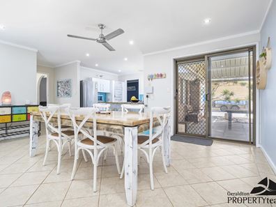 55 McAleer Drive, Mahomets Flats WA 6530