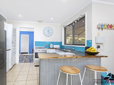 55 McAleer Drive, Mahomets Flats WA 6530