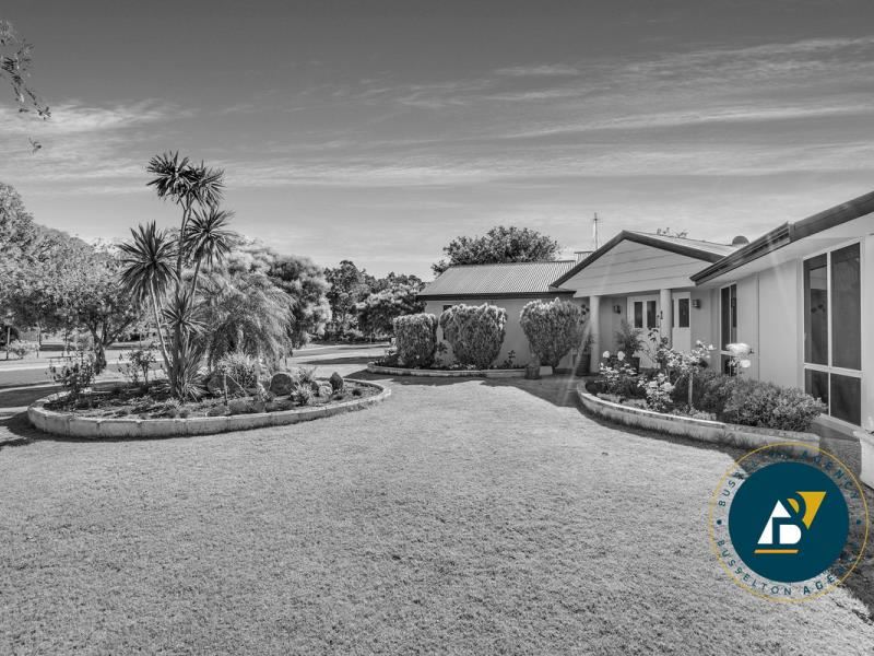 1 Karrinyup Retreat, West Busselton WA 6280