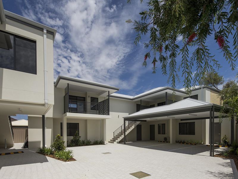 4/4 Whiteside Street, Cloverdale
