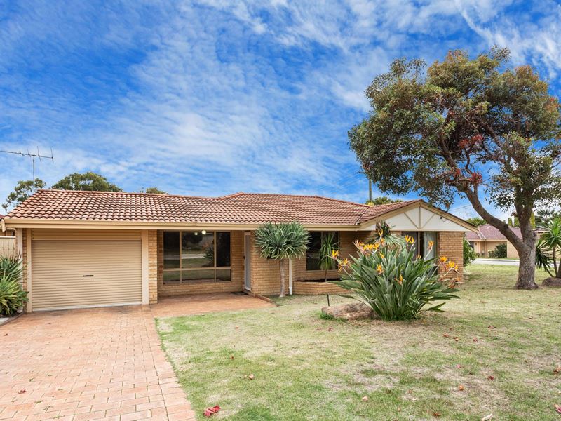 42 Wrexham Street, Bicton WA 6157