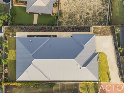 12 Lomatia Ramble, Halls Head WA 6210
