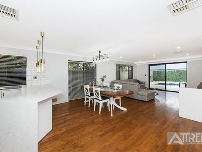 26 Barclay Way, Piara Waters WA 6112