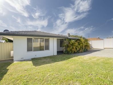 32 Cooper Road, Morley WA 6062
