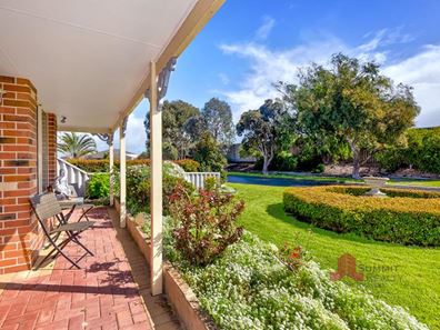 13 Claughton Way, Glen Iris WA 6230